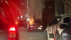 Imagen del veh�culo incendiado