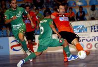 Los pamploneses vencieron en la primera vuelta en su visita al pabell�n de Vista Alegre: 1-2.