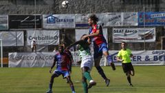 El poder�o a�reo del Langreo fren� a los carballi�eses