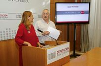 La presidenta, Carmela Silva, y el vicepresidente, C�sar Mosquera, presentaron ayer el fondo. 