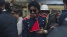 Jaafar Jackson, sobrino del rey del pop, en una escena de 'Michael'